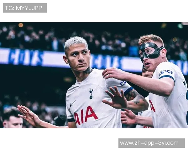 理查利森庆祝英超250场出场里程碑感慨荣幸与感激之情 理查利森庆祝英超250场出场里程碑感慨荣幸与感激之情