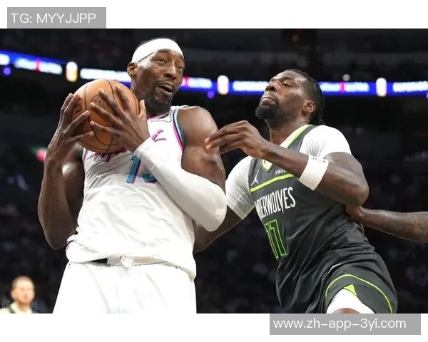 季前赛全败阿德巴约谈新体系适应期与成长挑战 季前赛全败阿德巴约谈新体系适应期与成长挑战