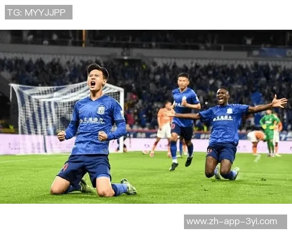 申花八次射门无果与蔚山战平阿苏埃错失单刀争议判罚引热议