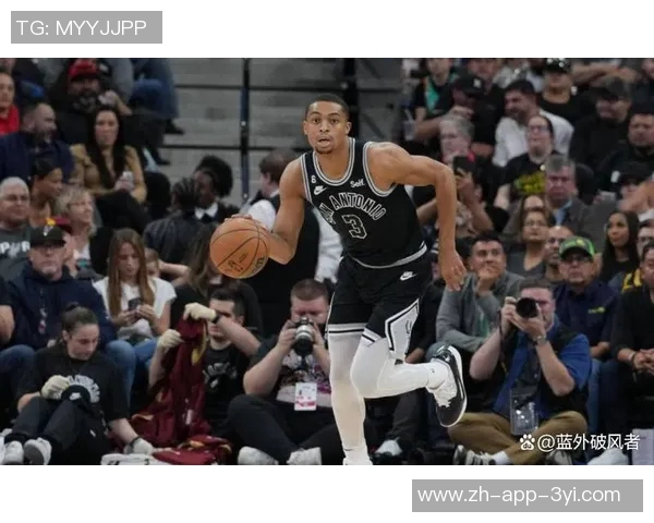 文班亚马亲自揭晓身高秘密光脚状态下竟达七尺四寸