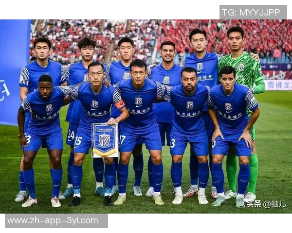 国足阵容老化问题凸显30岁以上球员占比过半引发担忧 国足阵容老化问题凸显30岁以上球员占比过半引发担忧