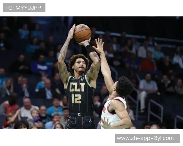 乌布雷复苏表现亮眼10投5中贡献13分5篮板4抢断3盖帽但遭遇5次犯规